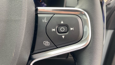 Volvo XC40 2.0 B3P Ultra Dark 5dr Auto Petrol Estate